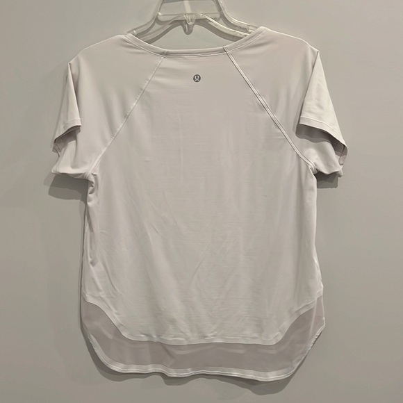 Lululemon Round Neck White Tshirt with Mesh Botttom Trim - Picture 2 of 6